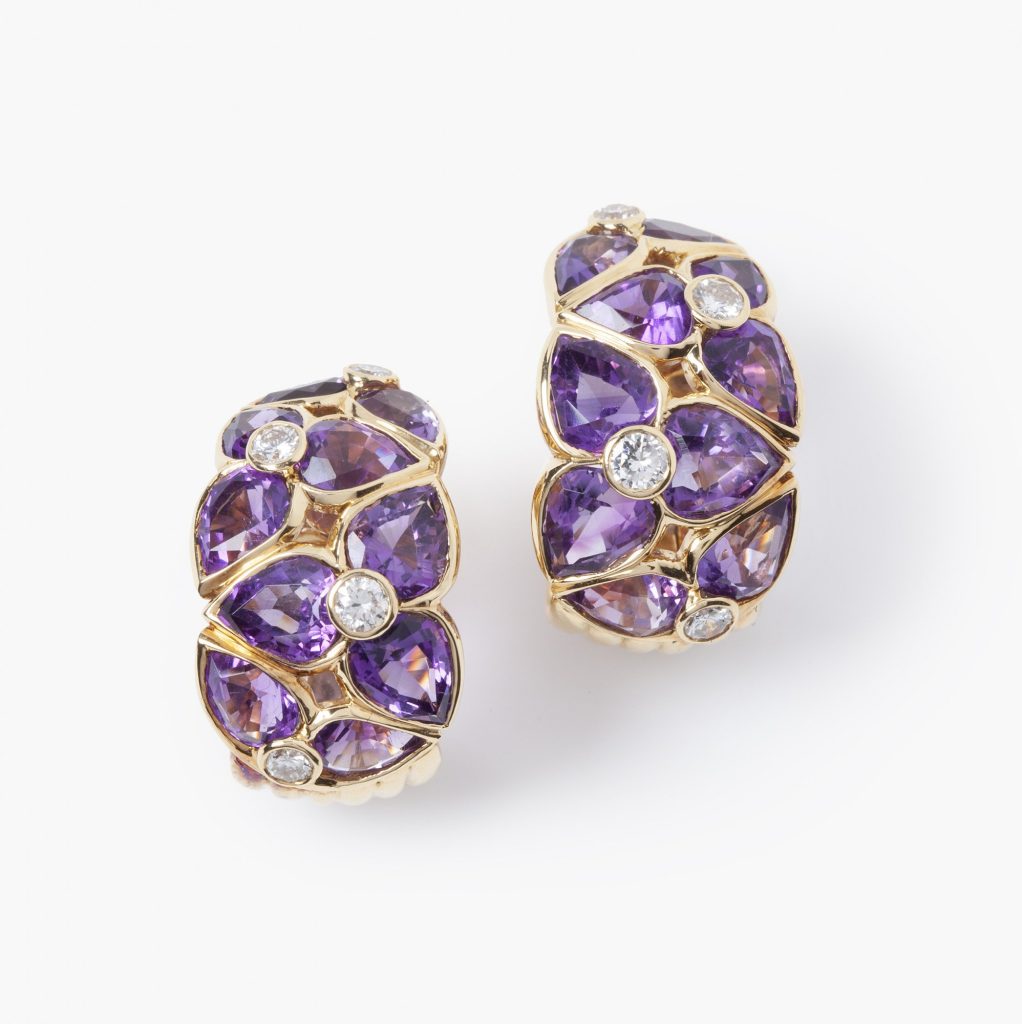 Van Cleef & Arpels oorbellen amethist bloemen