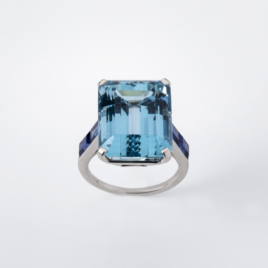 cartier ring aquamarijn en blauw saffier circa 1950