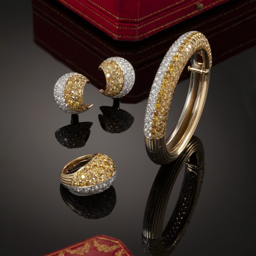 Cartier Parijs demi parure witte en gele diamanten
