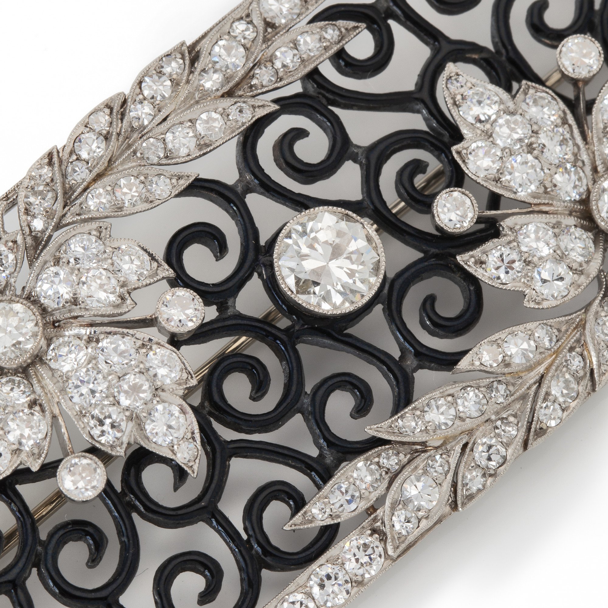Art Deco broche diamant emaille – Sterk | Vintage Juwelen Amsterdam