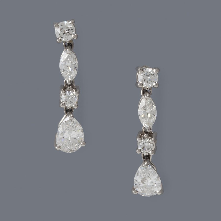Tiffany & Co.. diamant oorbellen in platina