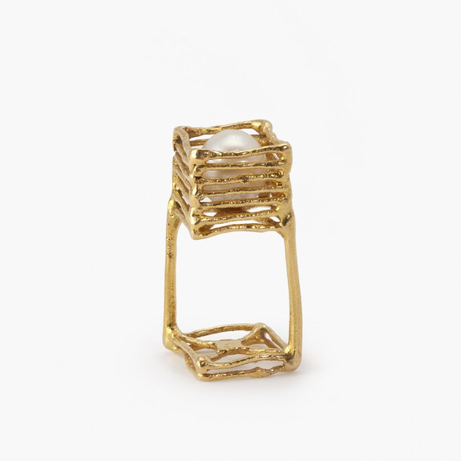 Robert Smit Delft gouden ring met parel ca 1970