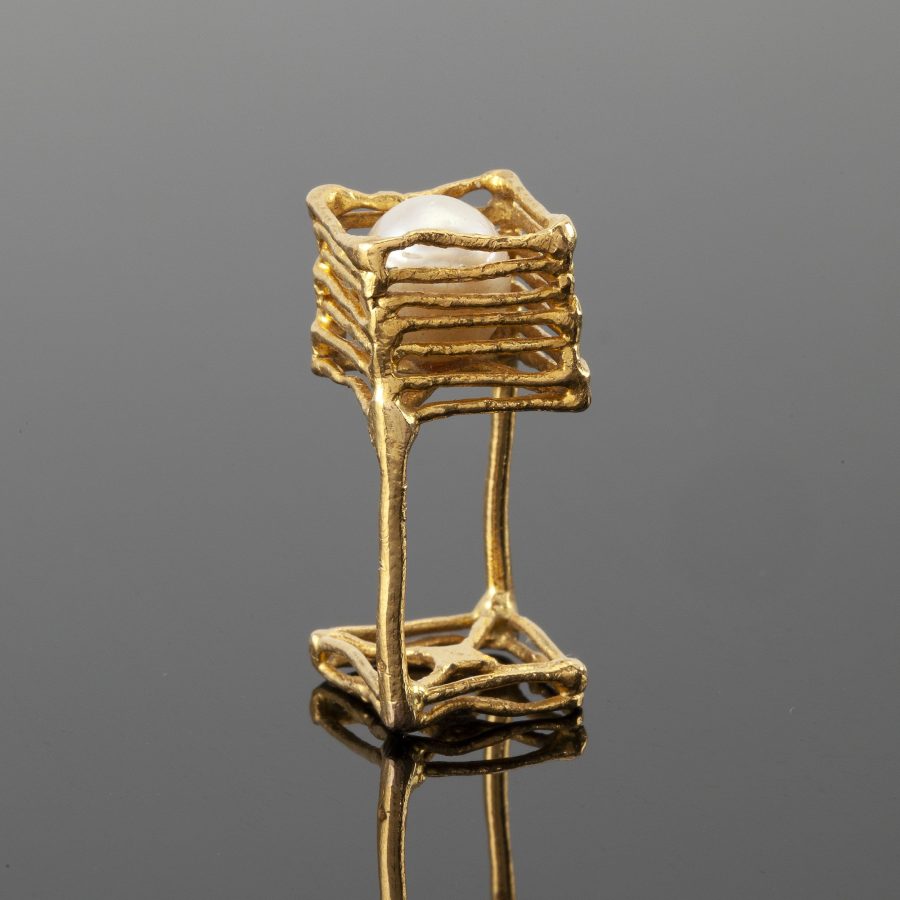 Robert Smit Delft gouden ring met parel ca 1970