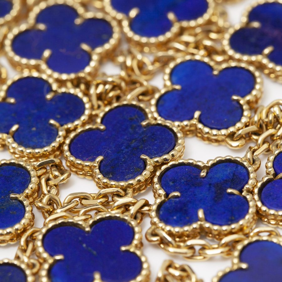 Van Cleef & Arpels lapis lazuli Alhambra collier vintage