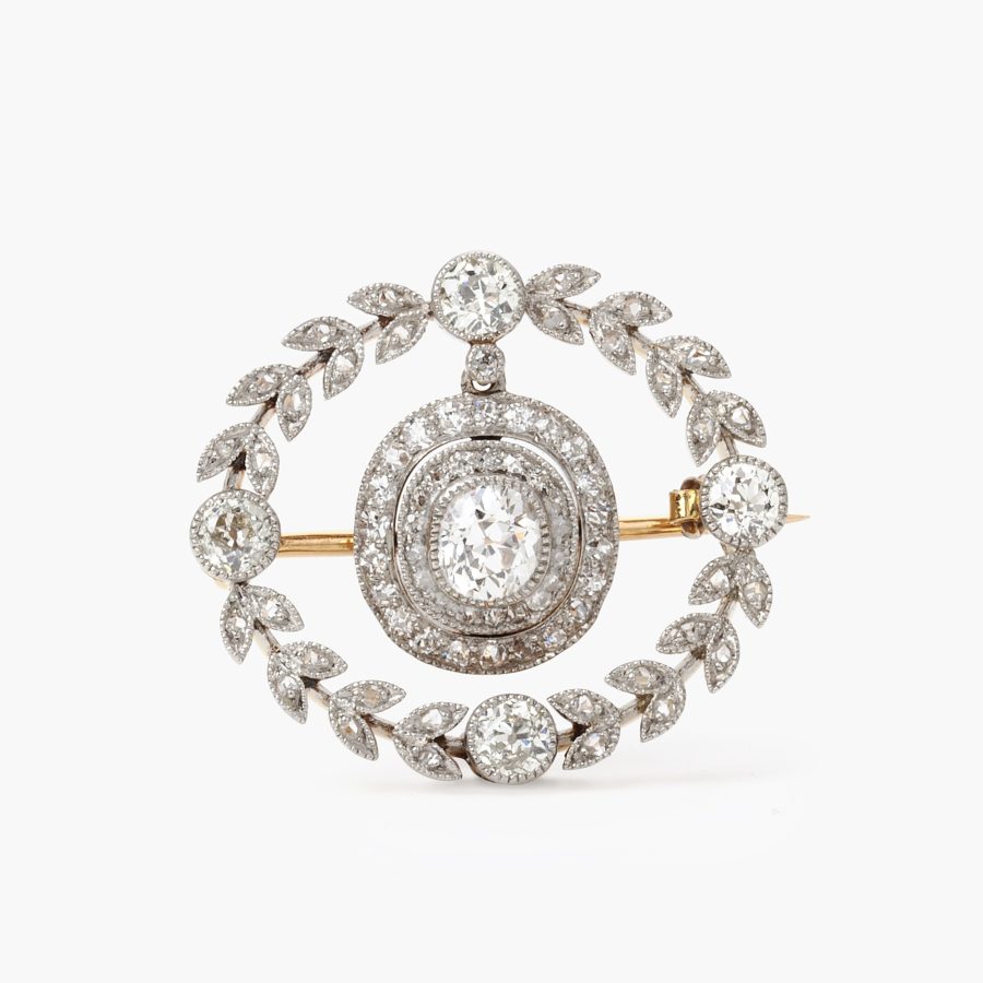 Koch Frankfurt Belle Epoque broche bezet met diamant circa 1910