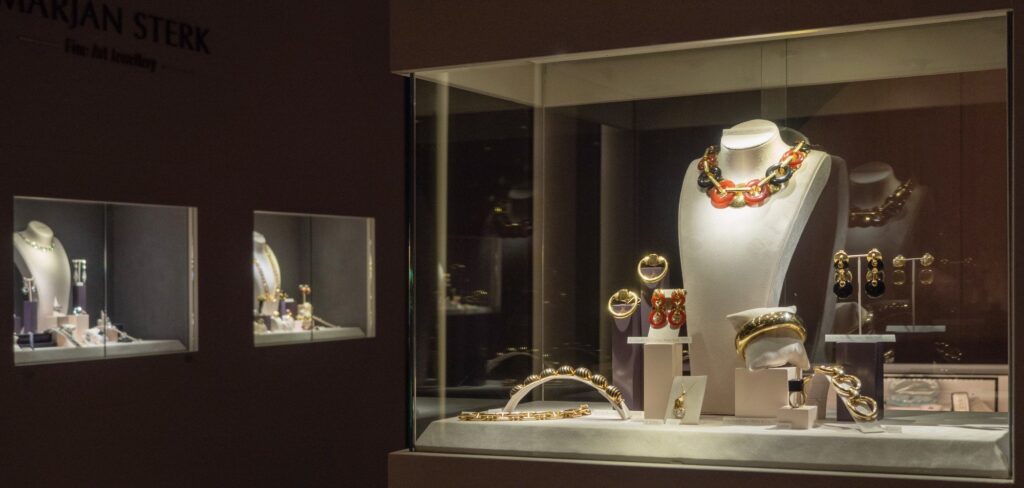 Marjan Sterk Fine Art Jewellery at Tefaf Maastricht